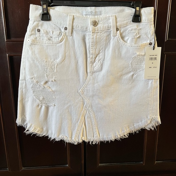 7 for all Mankind - Mini Skirt - Color White Size 25 NWT - Picture 5 of 9